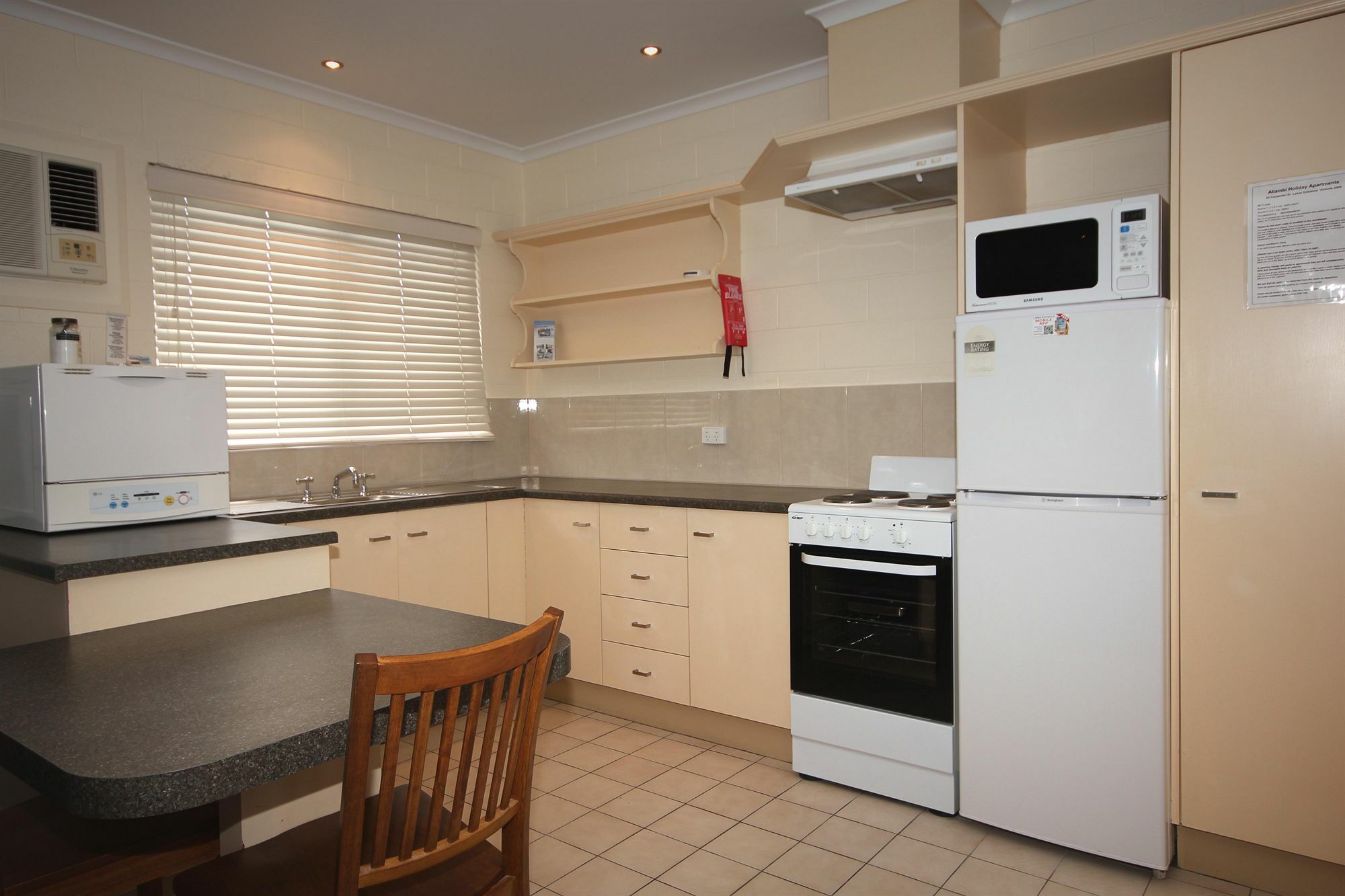 Allambi Holiday apartamentos Lakes Entrance Exterior foto