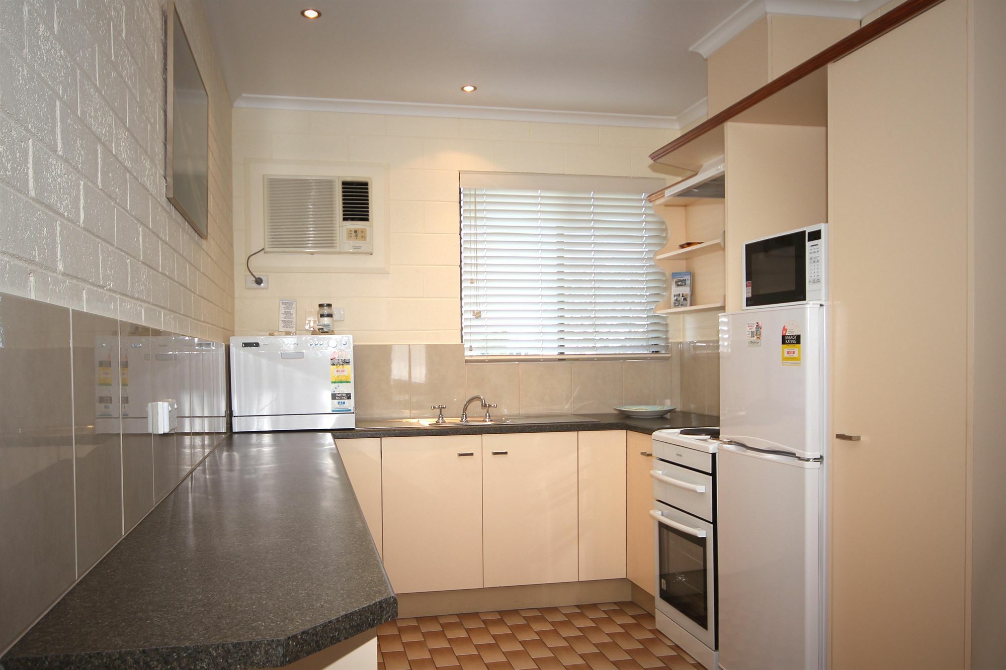 Allambi Holiday apartamentos Lakes Entrance Exterior foto